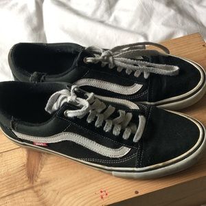 Men’s 11.5 Vans Old Skool Shoes